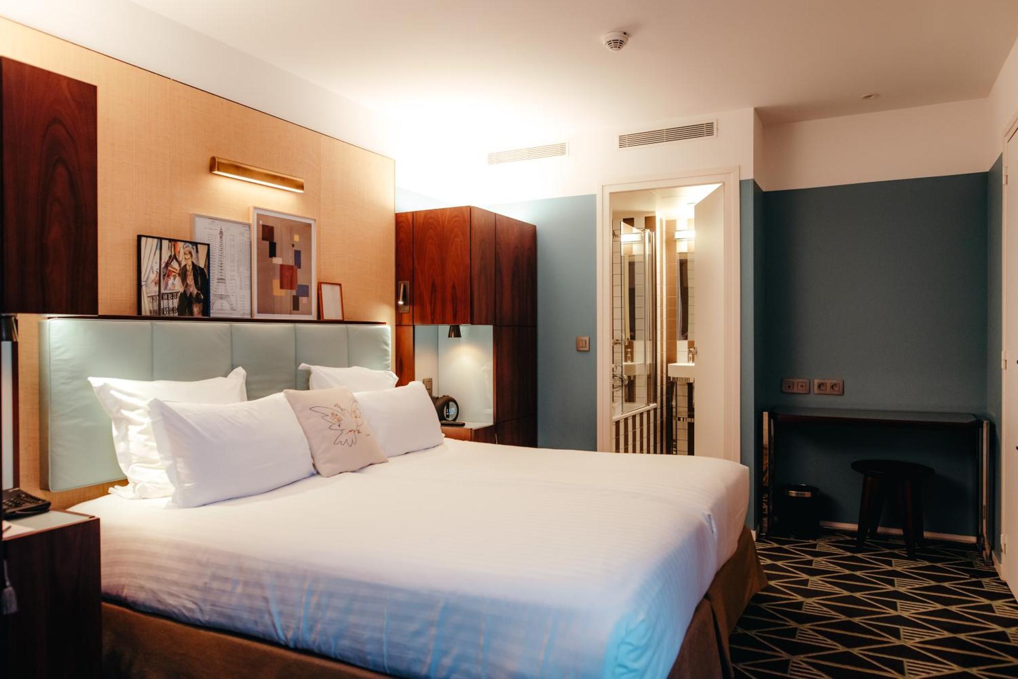 Deluxe Twin Room Pool Access