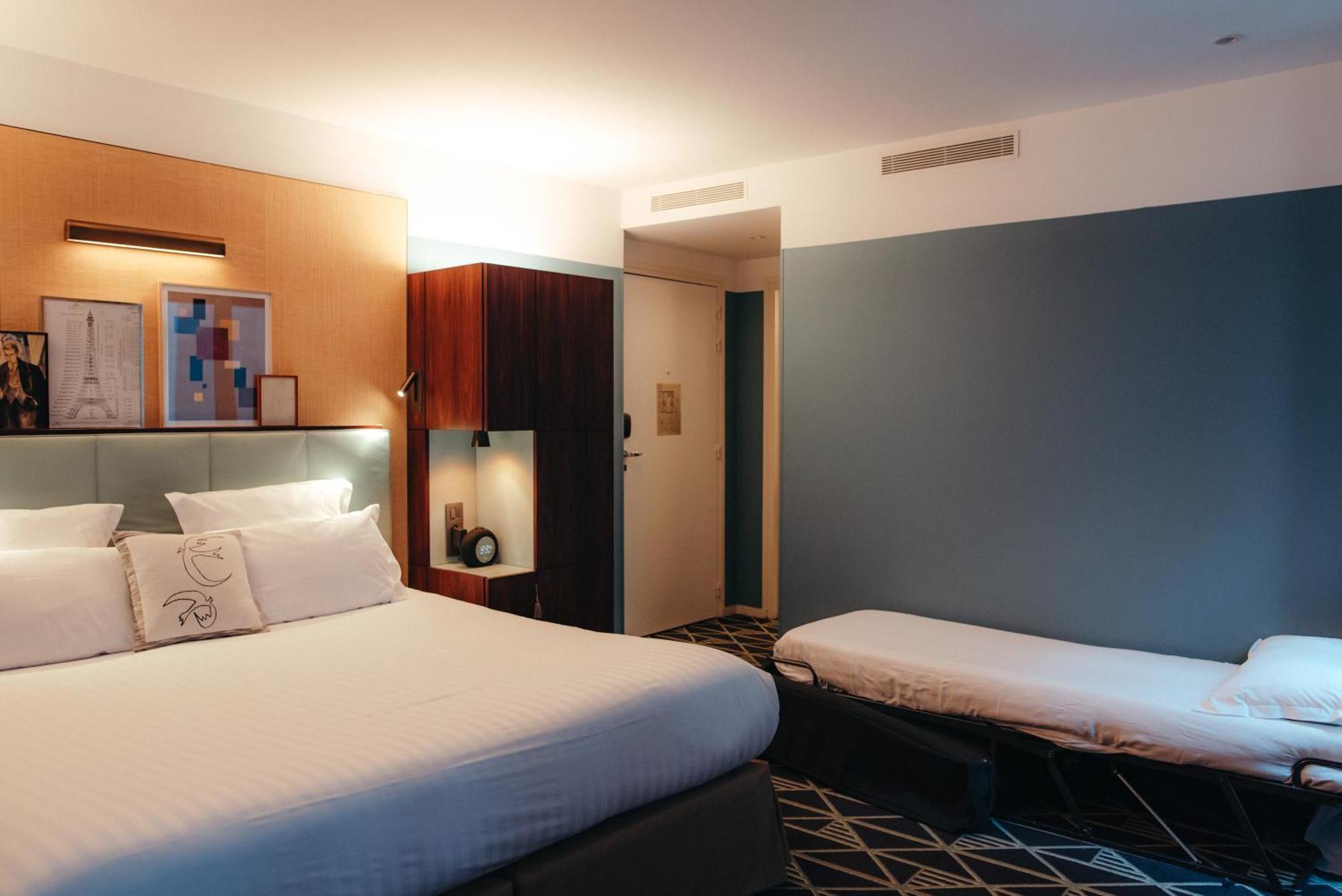 Deluxe Double Room Pool Access