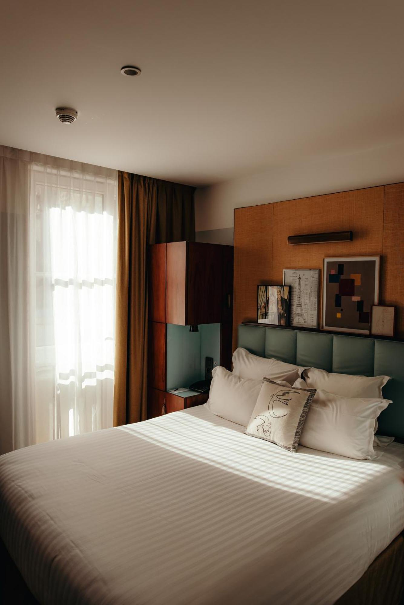 Superior Double Room Pool Access